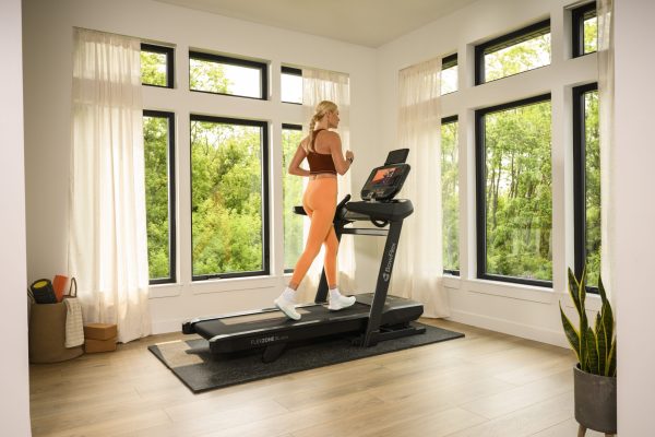 TECH26 BowFlexT16Treadmill-Lifestyle1